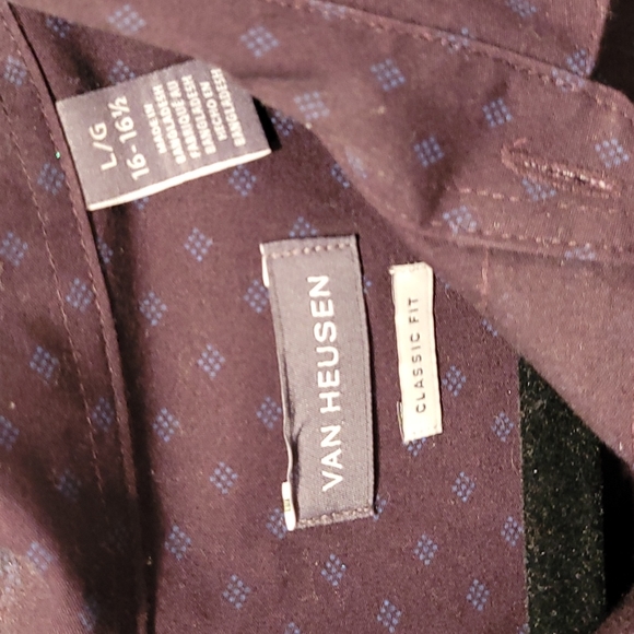 Van Heusen Classic Fit - Picture 2 of 2